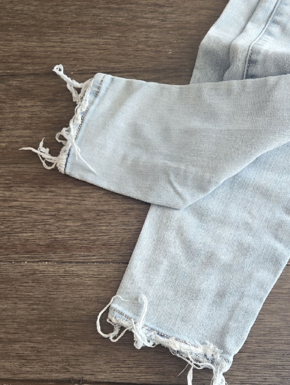 KanCan Light Wash Skinny Jeans with Frayed Ankles - Picture 7 of 7